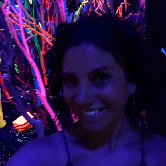 Meet your Posher, Stefanie - Picture 5 of 5